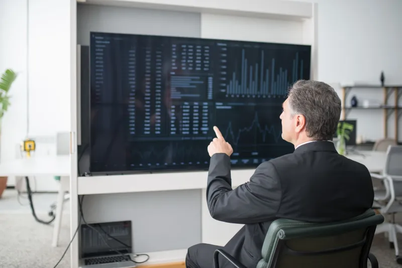 Fluent in Pixels, Silent on Profit: Why Vision AI Can't Explain Itself to the C-Suite